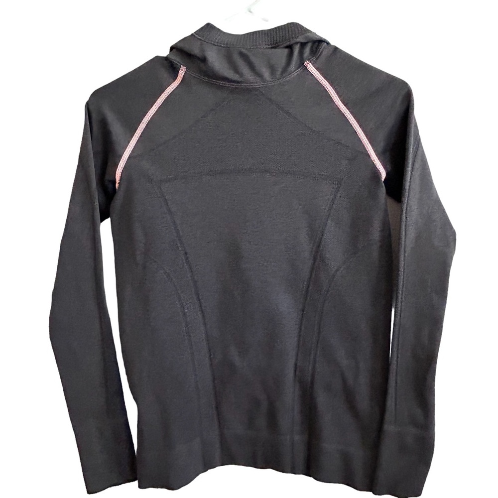 Ivivva Gray The Fastest Hooded Pullover Long Sleeve Swiftly Tech Top
